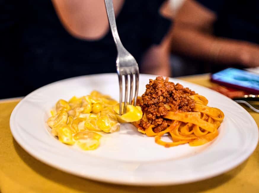 Bologna: 3-Hour Secret Food Tour - The main square stroll and artisanal gelato finish