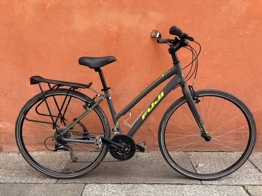 Bologna: Bike Rental - “Lock it, roam it”: how to make stops work on two wheels