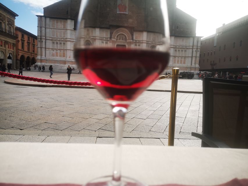 Bologna: City Center Guided Wine Walking Tour - Price and Value: What You’re Really Paying For at $70