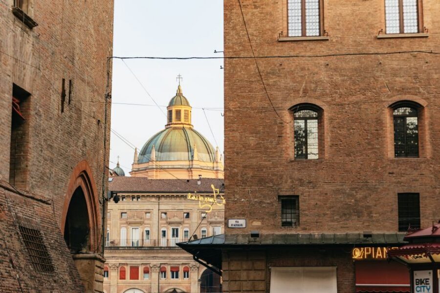 Bologna: City Center Walking Tour - Piazza Santo Stefano: Slower Church Time (and One Fair Warning)