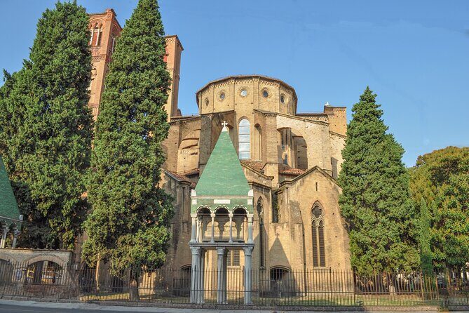 Bologna: City Walk with Audio Guide in 7 Languages on your Phone - What you need on your phone (and why setup matters)