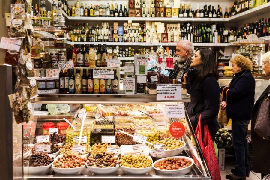 Bologna: Eat and Drink Like a Local Food Tour - Why Bologna Really Earns La Grassa (The Fat One)