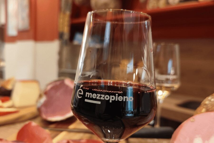 Bologna: Food and Wine Tasting with Interactive Game - Rewine Technology: Personalized Recommendations While You Taste