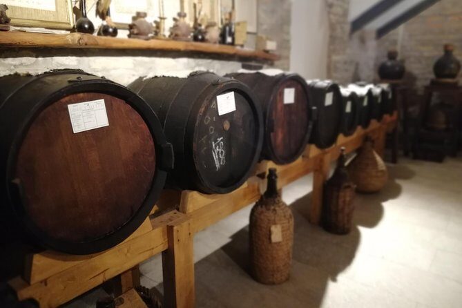 Bologna Food Experience: Factory tours & Family-Style Lunch - Key things that make this tour worth your time