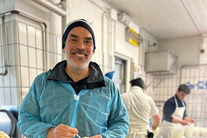 Bologna Food Tour and Enogastronomia Experience with Local Chef - Le Due Torri and the Quick History Hit on the Way to Quadrilatero