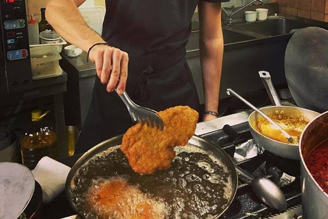 Bologna: Full meal Food Tour with Local Delights by Do Eat Better - A 3.5-hour Bologna walking meal that’s easy to follow