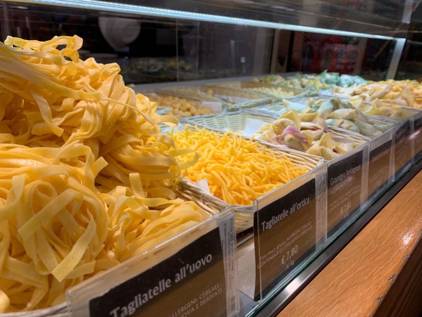 Bologna: Guided Food Markets Tour - No-waste, dietary-friendly touring: what it means for you