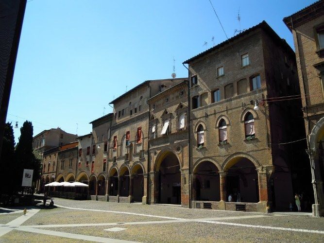 Bologna: Guided Walking Tour - The University Thread: Archiginnasio and the Anatomical Theatre Choice