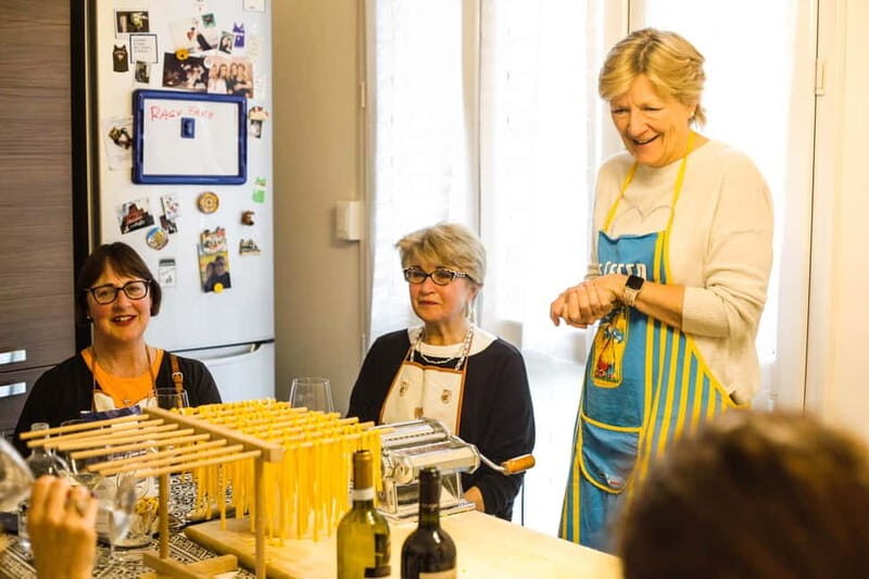 Bologna: In-Home Italian Pasta Making Workshop with Wine - Eating together: the meal becomes the point