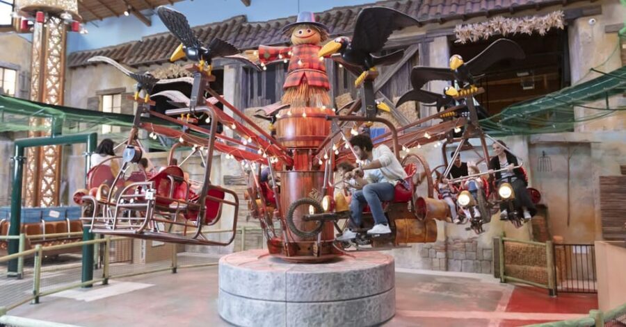 Bologna: Luna Farm Amusement Park Family Entry Ticket - What about food, shopping, and parties?