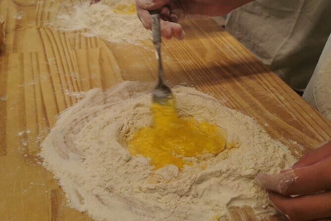 Bologna on the plate, Cooking Class with Alessia - Timing and Group Dynamics: A 3-Hour Bologna Rhythm