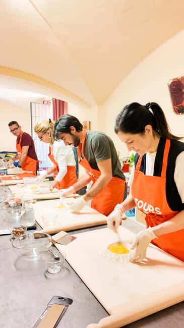 Bologna: Pasta Tagliatelle Ragu Cooking Class with Spritz - Who This Bologna Cooking Class Suits Best