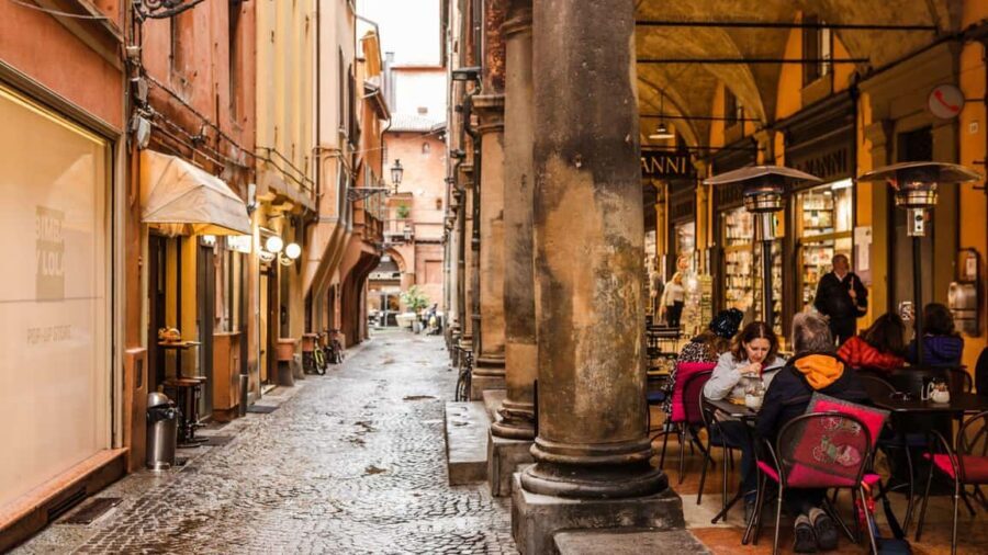 Bologna: Private Custom Walking Tour with Local Guide - Key points to know before you go