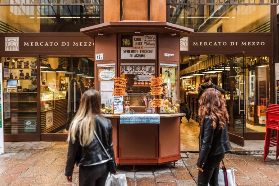 Bologna: Private Custom Walking Tour with Local Guide - Language and comfort: English/Italian with a wheelchair-friendly setup