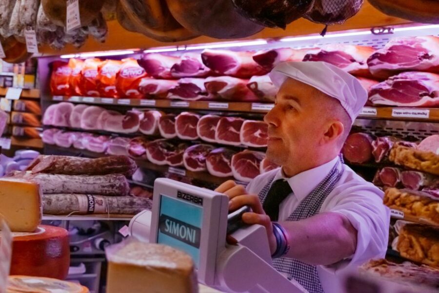 Bologna: Private Food Walking Tour with Tastings - Vegetarian alternatives: tell your guide at the start