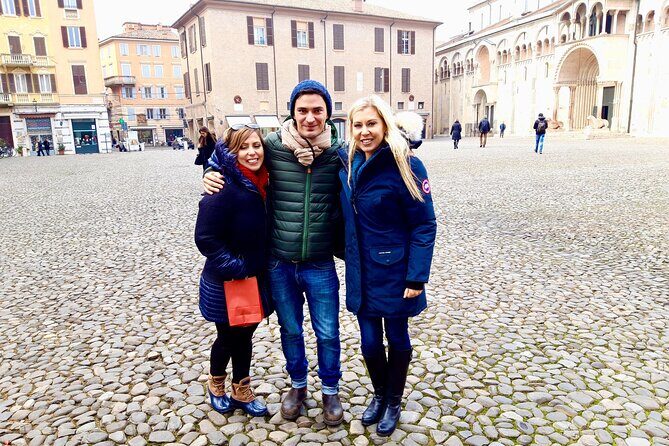 Bologna Private & Personalized Half-Day Tour with a Local Guide - San Petronio Basilica: the anchor stop with real local context