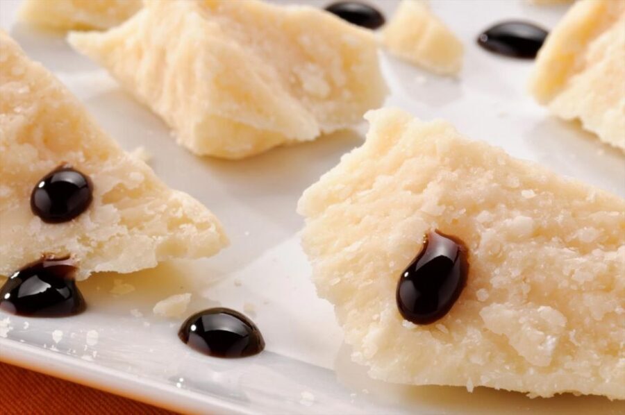 Bologna: Self-Guided Food Tasting Tour with Vouchers - Your Start in Town: Getting Oriented Without Wasting Time
