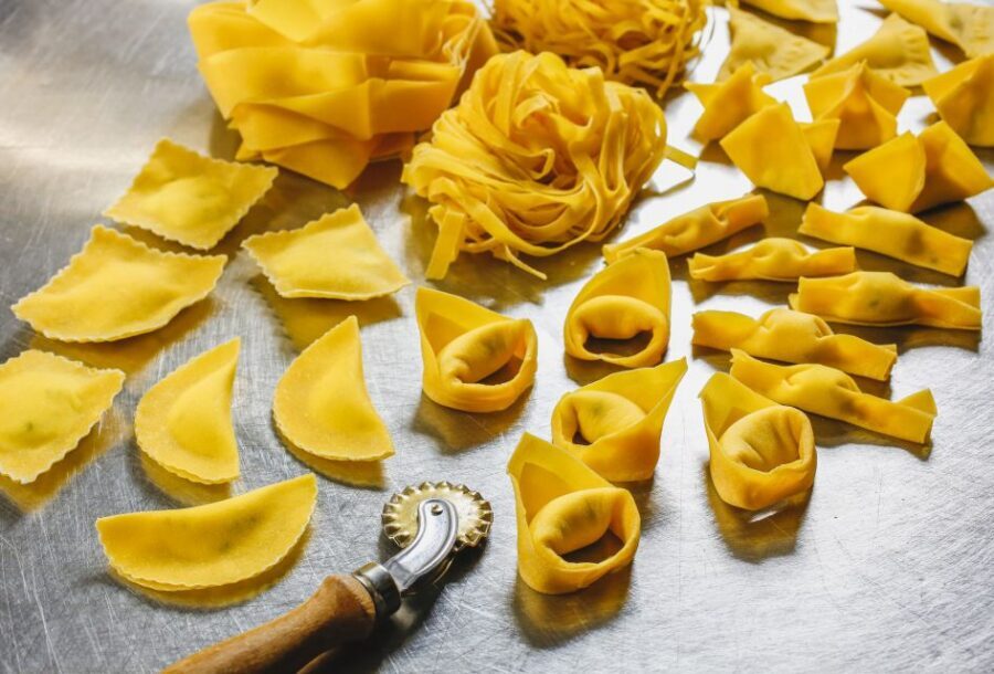Bologna: Taste Local Specialties on a Guided Walking Tour - Loggia of Merchants: Trade Routes Behind the Food Stops
