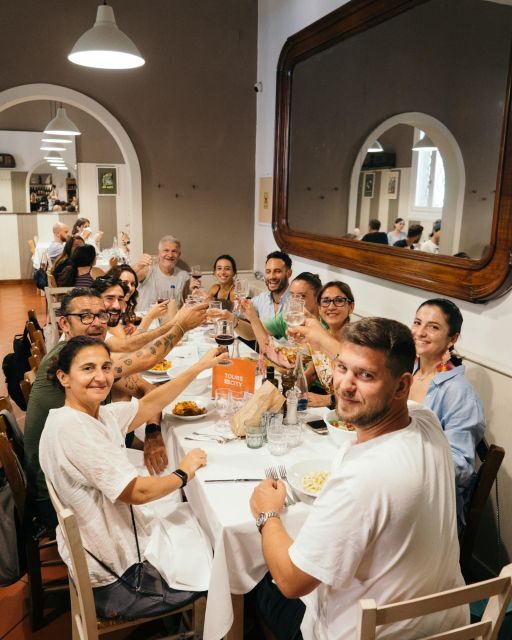 Bologna: Walking Food Tour with a Local Guide - Meeting at Fontana del Nettuno and getting your bearings fast