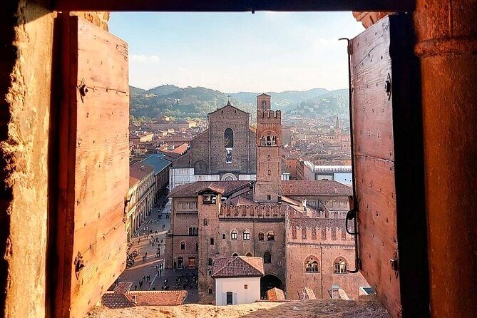 Bologna Walking Tour: Explore Top Sights & Hidden Gems - Why This Bologna Walking Tour Works for First-Timers