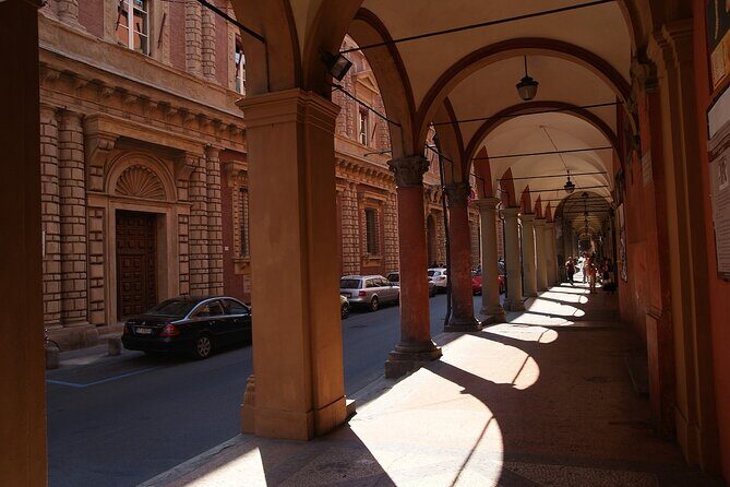 Bologna Walking Tour: Explore Top Sights & Hidden Gems - Piazza Maggiore: The City’s Stage for Public Life