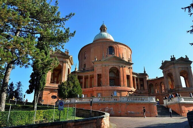 Bologna Walking Tour: Explore Top Sights & Hidden Gems - Your Guide Frederik: The Stories That Make the Walk Feel Personal