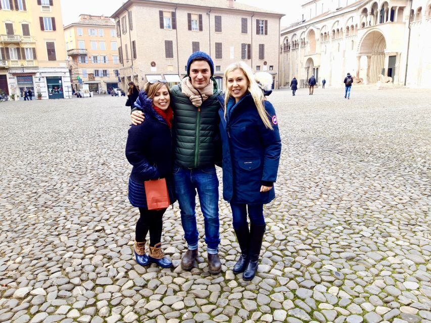 Bologna with a Local: Customized Private Meet-Up - Walking with pickup: why the logistics help (instead of stress)