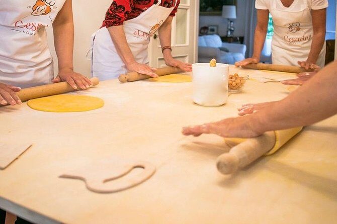 Cesarine: Small group Pasta and Tiramisu class in Bologna - Why a Bologna home class beats a restaurant meal