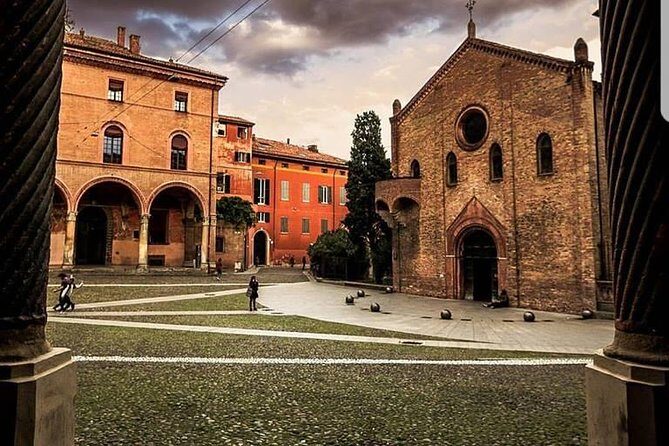 Classic Private Walking Tour Bologna - Archiginnasio courtyard exterior: what you’ll see and what you won’t