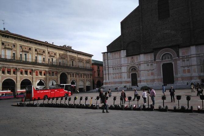 CSTRents - Bologna Segway PT Authorized Tour - Bologna by Segway: the value of seeing more with less effort