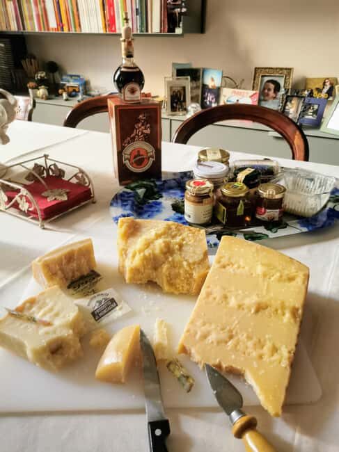 Emilia Romagna cheese tour - What You Really Taste: 6 Cheeses Plus a 25-Year Balsamic Moment