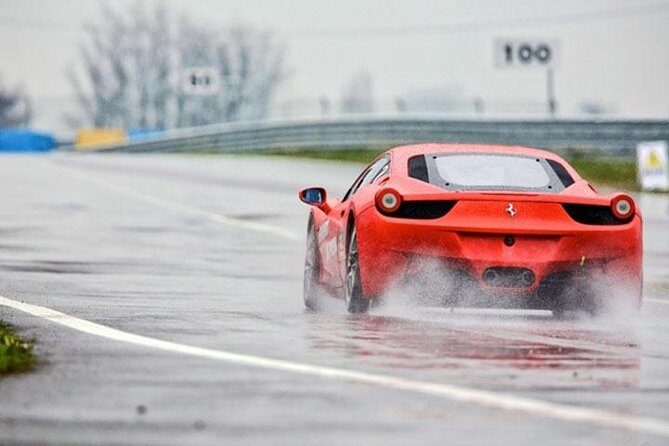 Ferrari Driving Experience on a Racetrack - What Happens During the Five Laps (and Why Timing Matters)