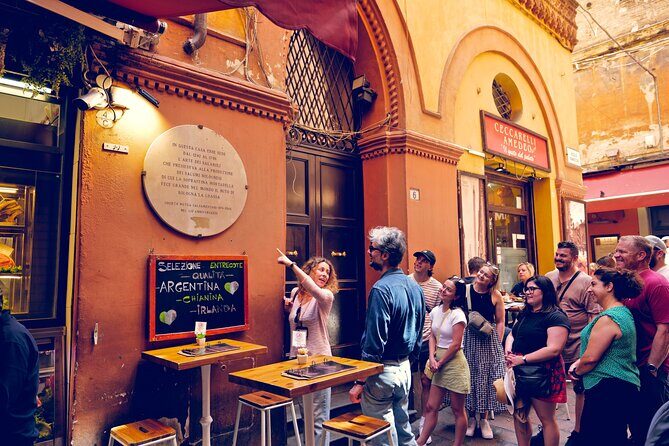 Food markets tour with a local! - What you learn beyond food: local history as you walk