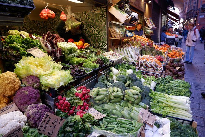Food markets tour with a local! - Where you start and finish (and how to use it for the rest of your day)