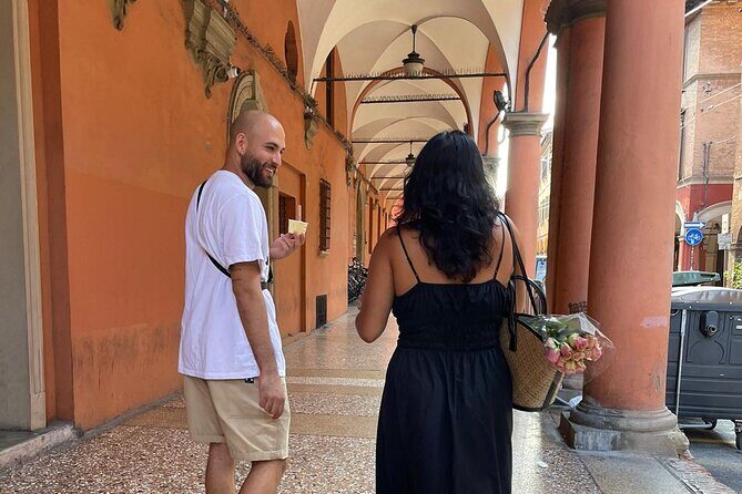 Gelato Crawl Tour Bologna: See Italy's Food Capital in a New Way - The Walk Between Stops: City Context and Off-the-Path Picks
