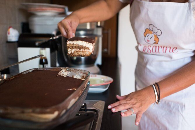 Private Pizza & Tiramisu Class at a local's home with tasting in Bologna - The tasting: wine, coffee, and eating like you mean it
